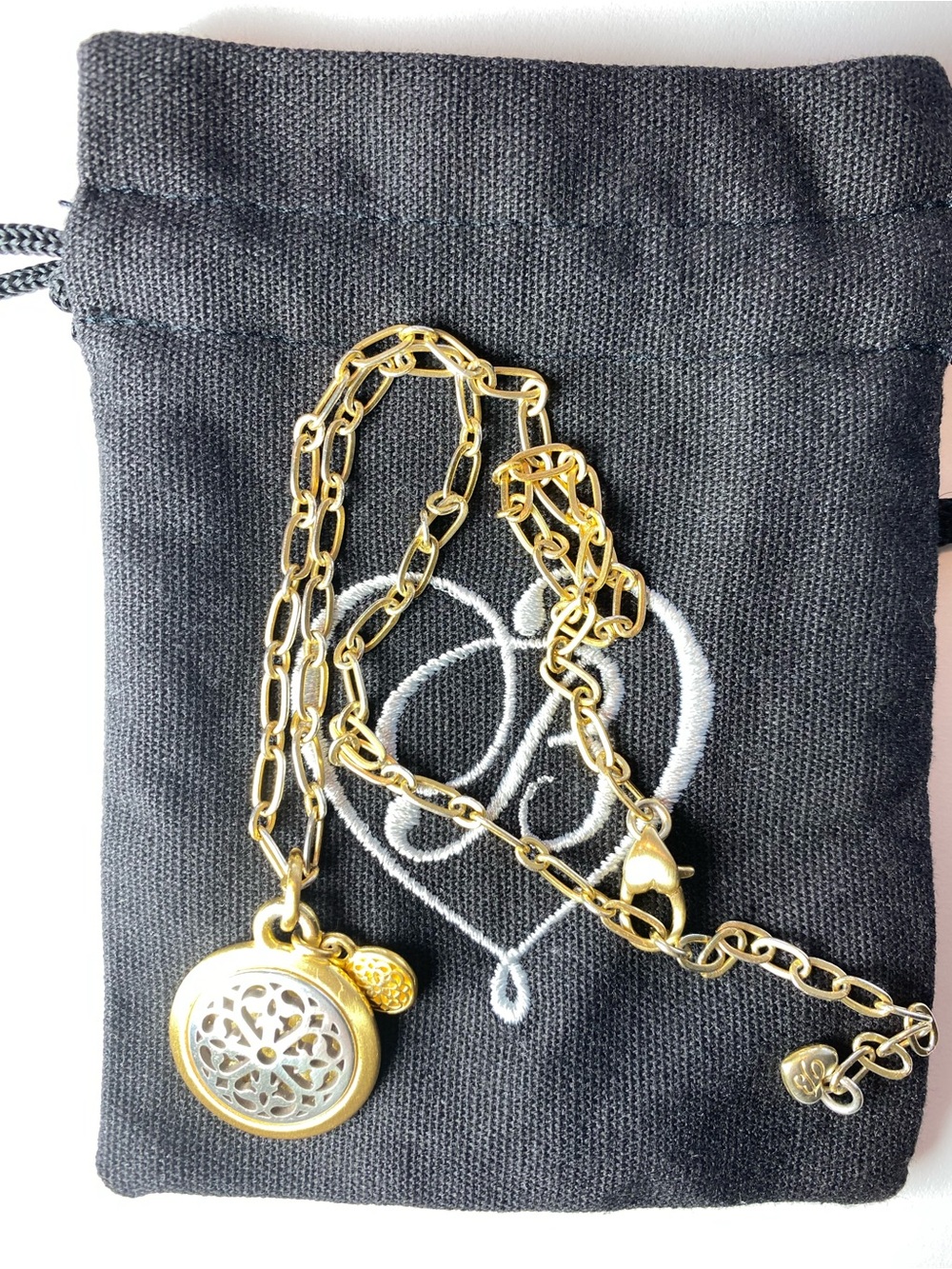 Brighton Ferrara Two Tone Luce Small Pendant Necklace JM7440 Very Good Condition